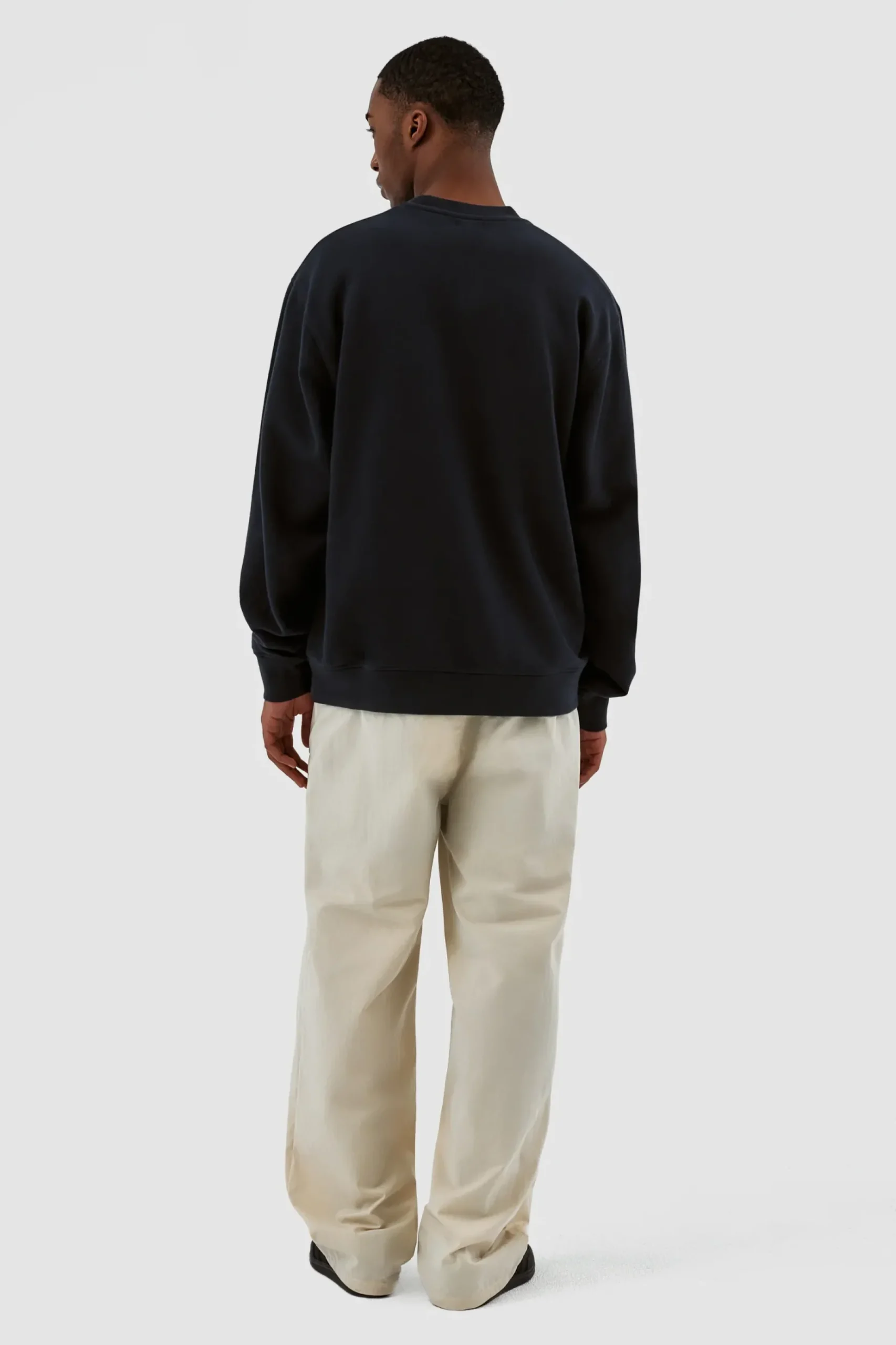 Arte Antwerp Carlos Small Heart Crewneck