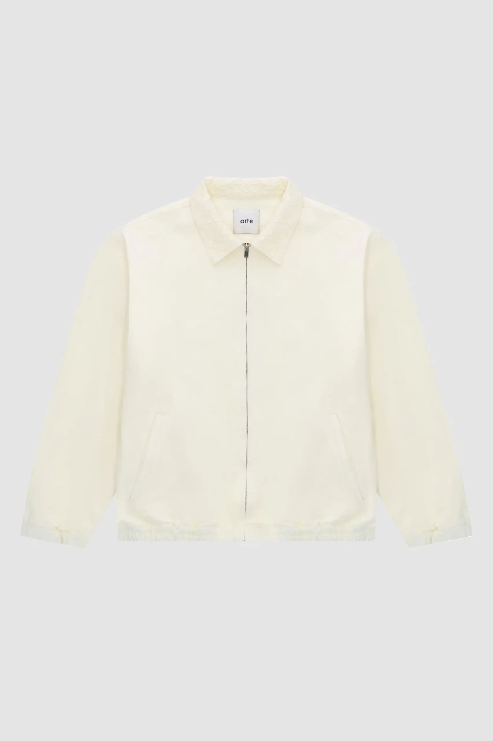 Arte Antwerp Joshua Detail Collar