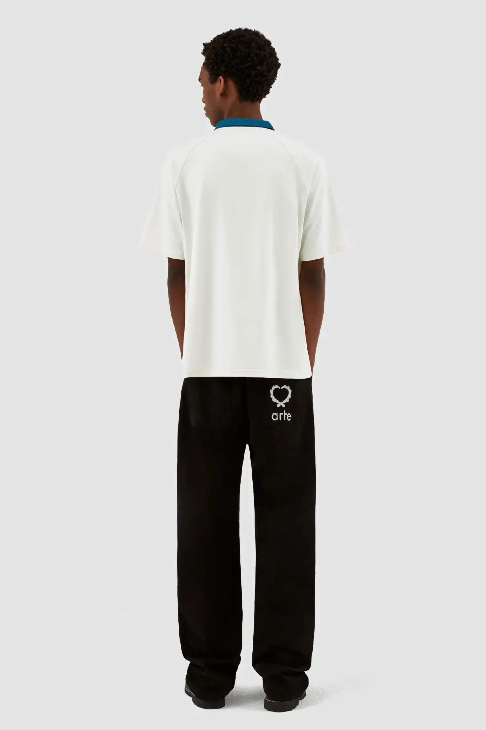 Arte Antwerp Taylor Collar T-shirt