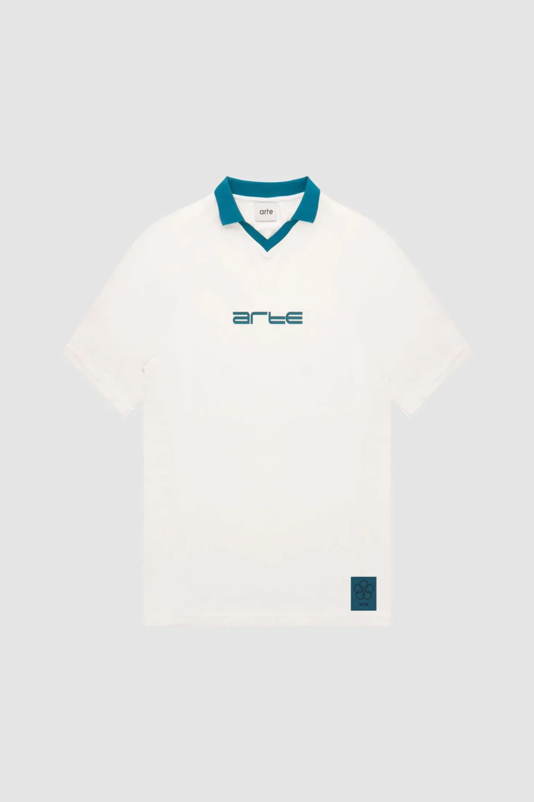 Arte Antwerp Taylor Collar T-shirt