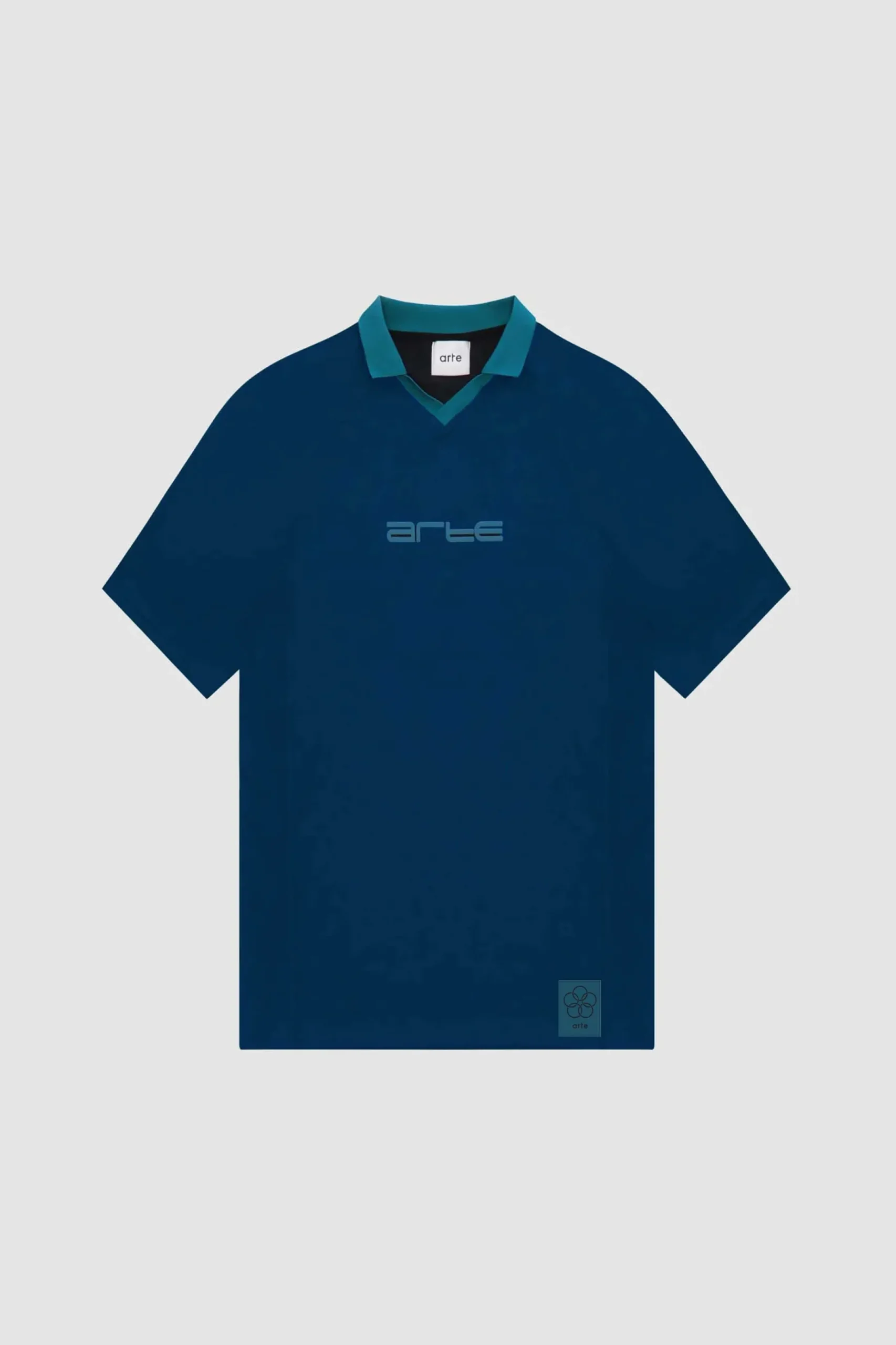 Arte Antwerp Taylor Collar T-shirt