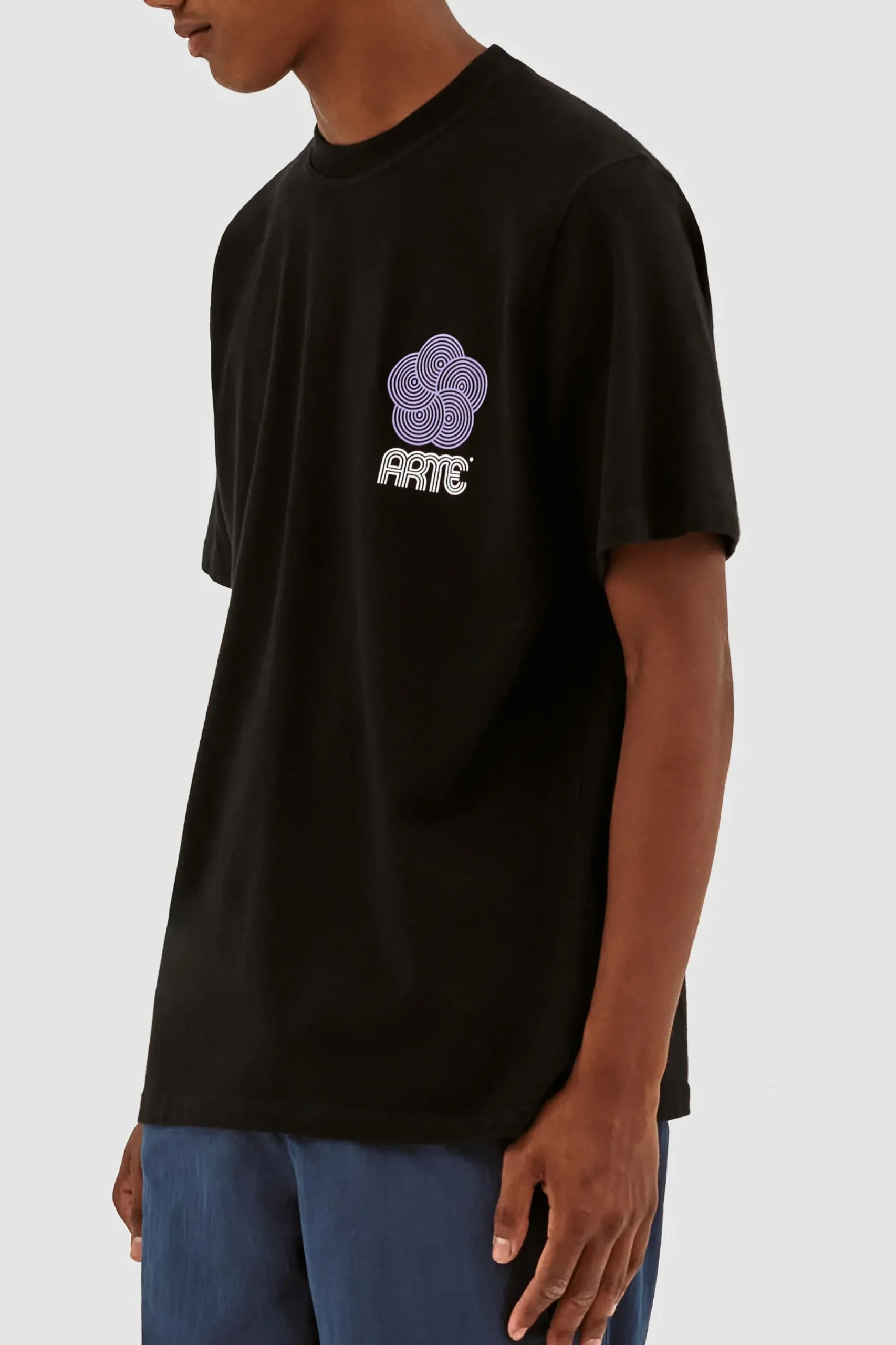 Arte Antwerp Teo Circle Flower T-shirt